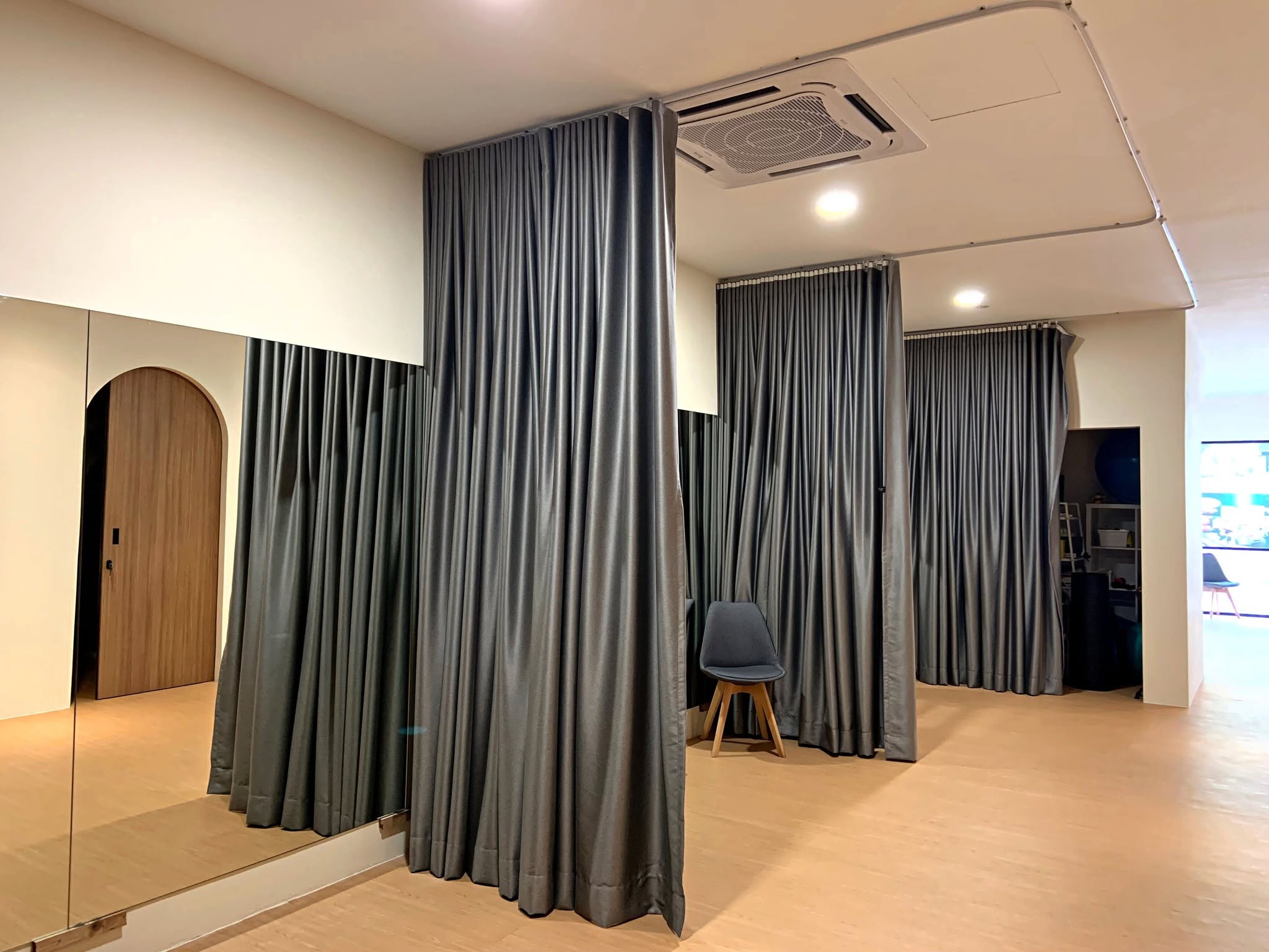 Clean treatment room design at One Spine Chiropractic and Physiotherapy